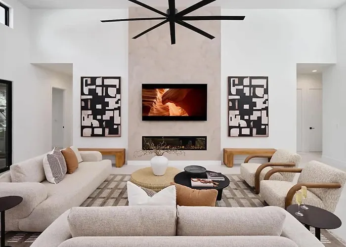 Luxe - Solstice Retreat - Heated Pools - 2 Homes *