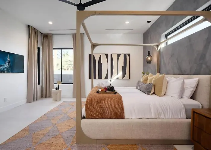 Luxe - Solstice Retreat - Heated Pools - 2 Homes * Scottsdale