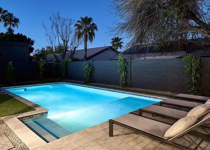 Luxe - Solstice Retreat - Heated Pools - 2 Homes Scottsdale