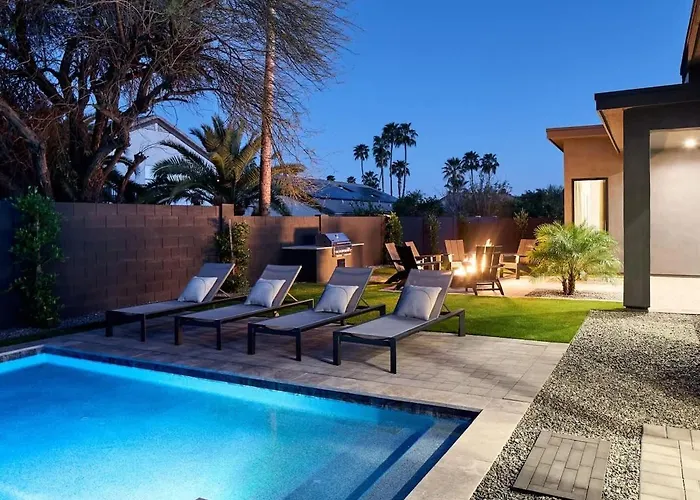 Holiday home Luxe - Solstice Retreat - Heated Pools - 2 Homes Scottsdale