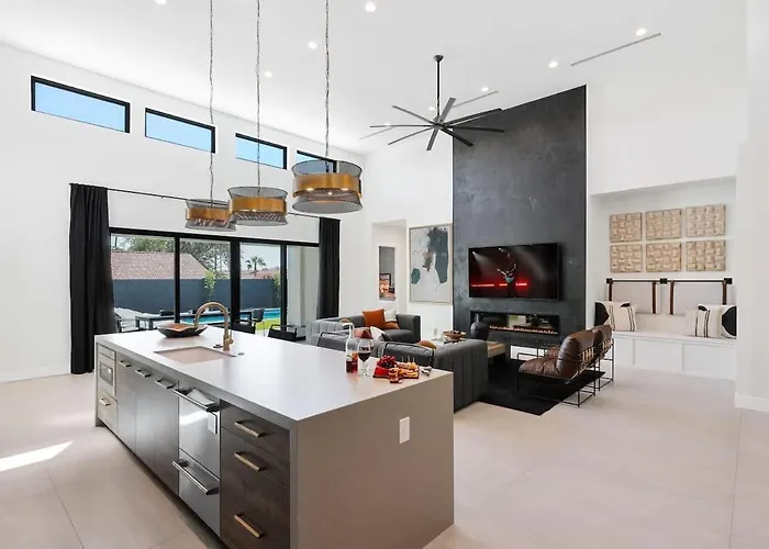 Holiday home Luxe - Solstice Retreat - Heated Pools - 2 Homes